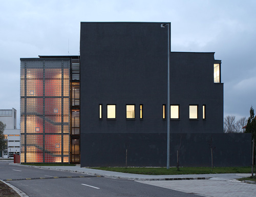 1207021_d9c5ef8651e4c71e88adee6d221bb9d6_xl